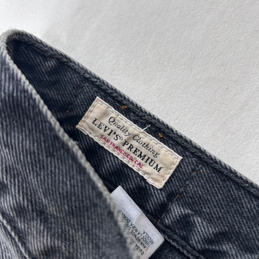 Levis Premium 501 Original Fit Jeans Mens 28x30 Washed Black Button Fly Denim - Picture 4 of 12